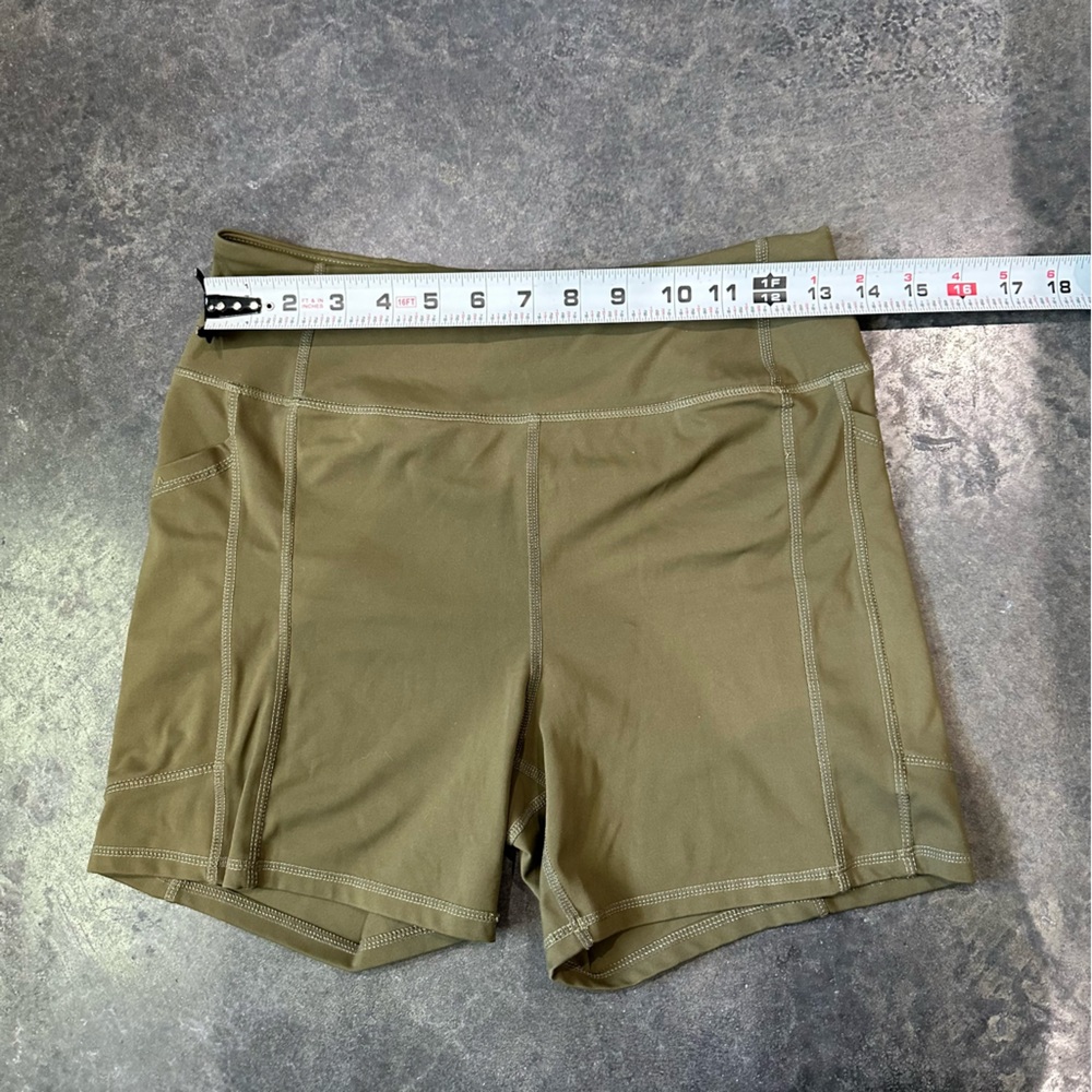 Love army green biker shorts Amazon yoga shorts pockets - Picture 3 of 8
